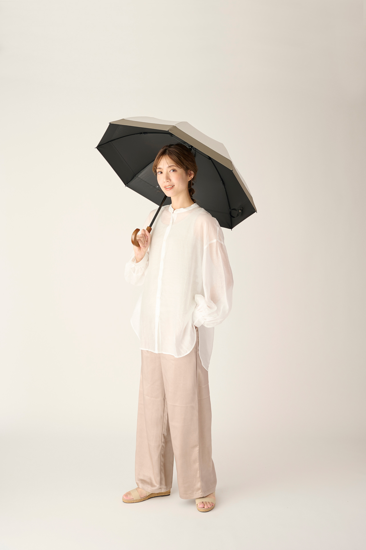 ２段折 / バイカラー / mokuアイボリー × モスグレー　13,970yen (tax in)