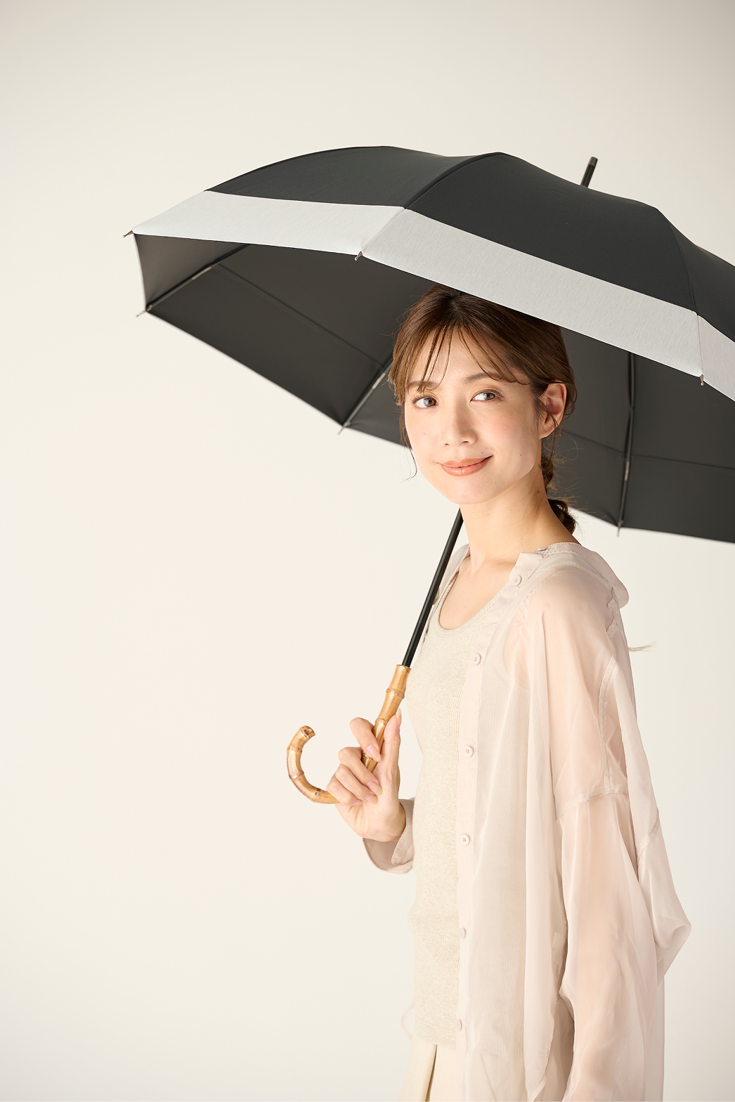 Mサイズ / バイカラー / ブラック × mokuグレー　14,190yen (tax in)